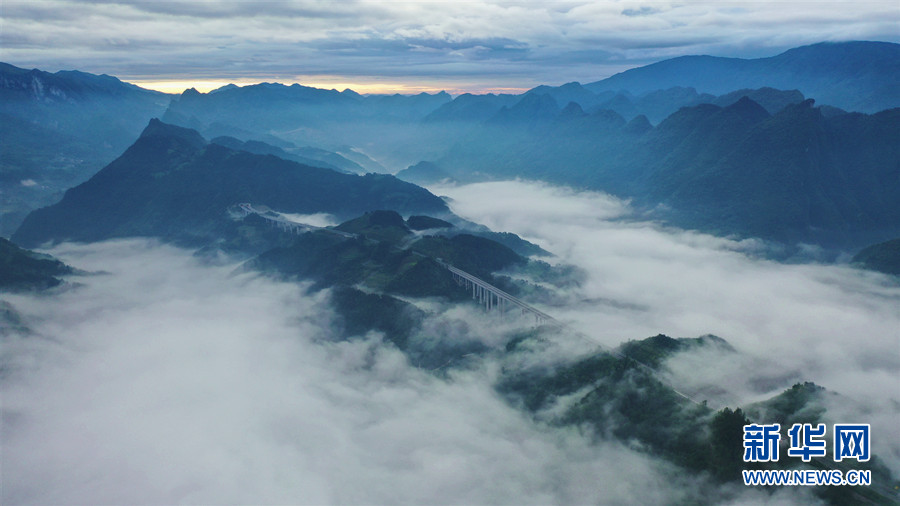 “飞阅”湖北鹤峰绝美山水