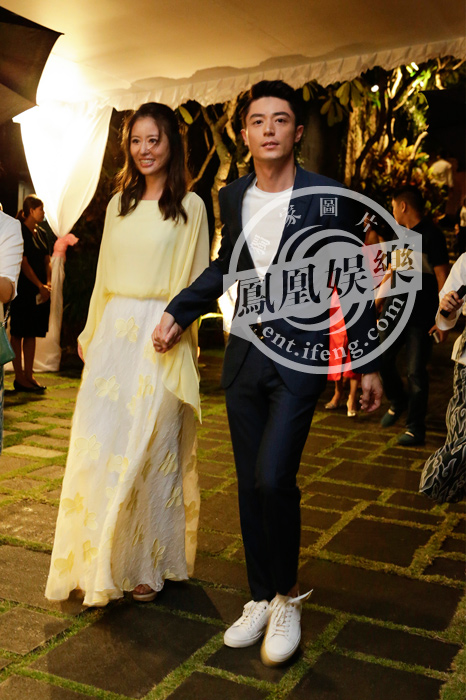 霍建华向亲友介绍林心如:这是我美丽的老婆