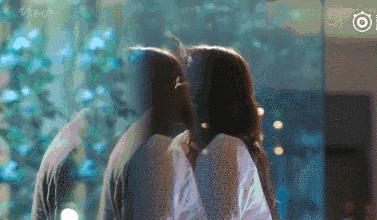 看了朴信惠5部剧里的吻戏，我敢说她才是女演员中的老司机