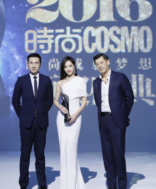 张柏芝唐嫣同场争艳 秦岚表情僵硬再现网红脸_娱乐_腾讯网