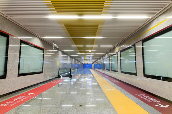 重庆：地铁沙坪坝站换乘大厅及换乘通道9月30日建成投用_fororder_图片1