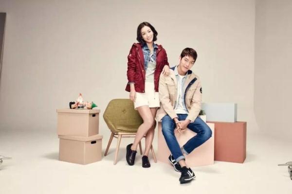 从《任意依恋》剧中男女主穿搭，看恋情进展到哪个阶段