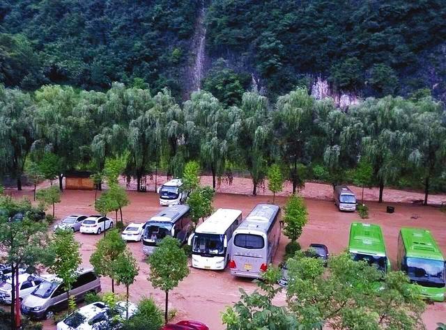 【今日看点】暴雨袭商洛20万人受灾 两村民不幸遇难