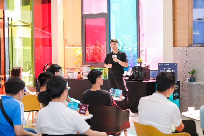 广汽蔚来联手广东移动试驾火爆进行 007现场体验刷新你的感官