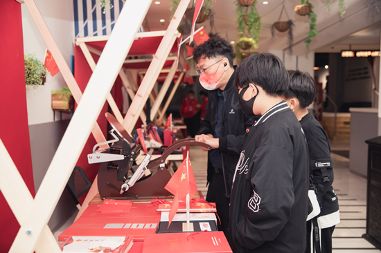 “吉林红”创意无限 “出圈”走向大众