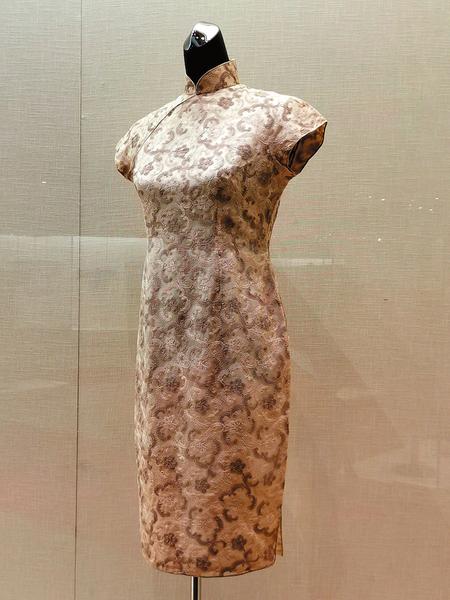 穿越百年時光 感受旗袍之美 50件精美展品在南寧博物館述説旗袍的前世今生