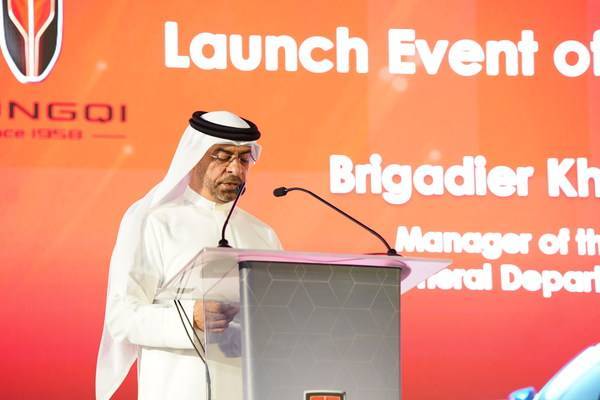 中国红旗汽车入驻迪拜警方车队