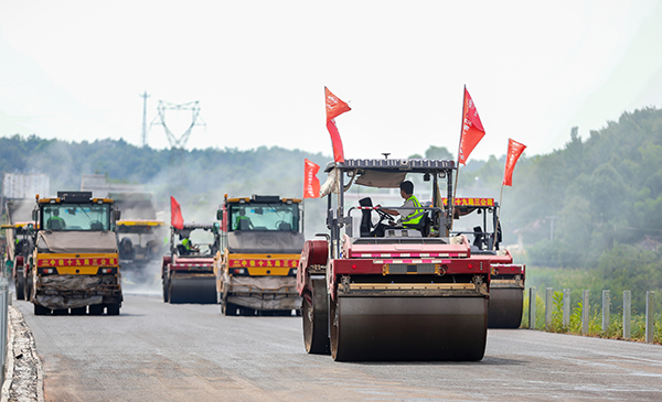 英雄故乡中江 十年砥砺奋进——交通篇_fororder_道路建设如火如荼