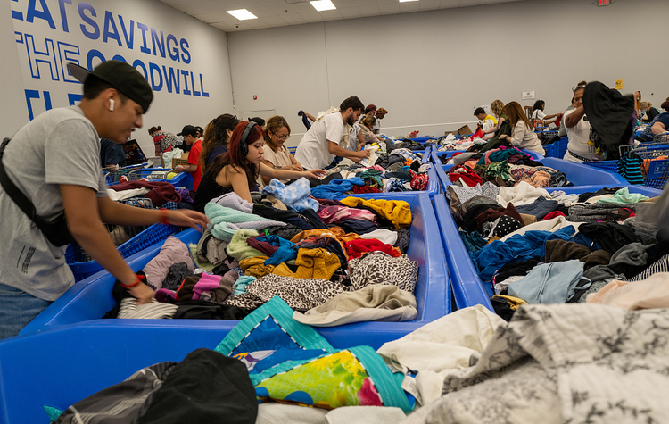 美民调：高通胀加重生活负担 部分美国民众打算推迟退休