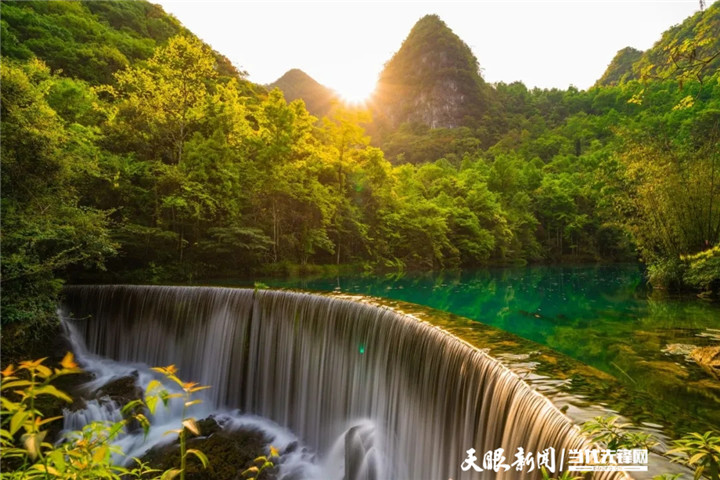 吃上旅游饭 日子比蜜甜  贵州奋力推进旅游大提质