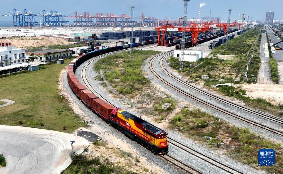 廣西：前10月西部陸海新通道鐵海聯運貨物超62萬標箱
