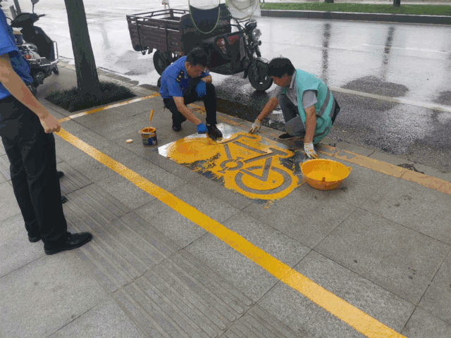 曲江城管妙招安排“五車共治”規範上位