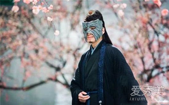 诛仙中鬼先生是云易岚吗？鬼先生真实身份是什么