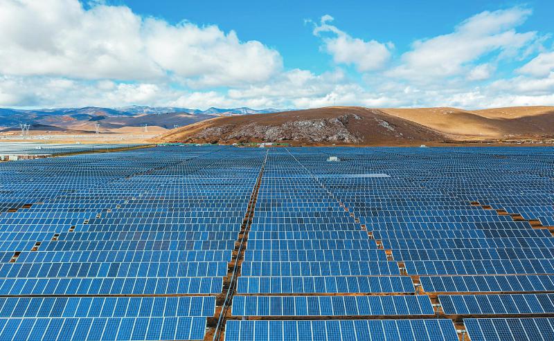 （转载）顶贡大草原上的光伏“蓝海”——走进全球首个超高海拔光伏实证基地