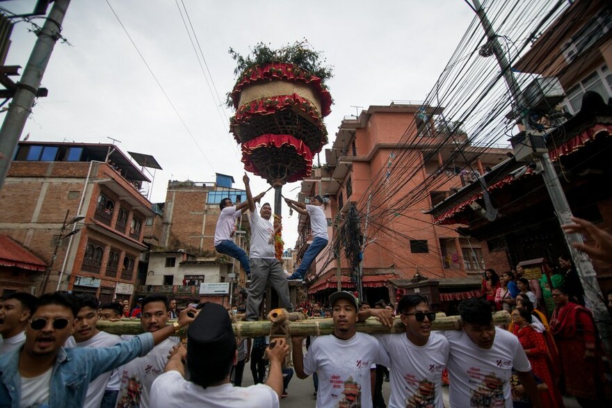 Asia Album: Finale of Dashain Festival in Nepal_fororder_1