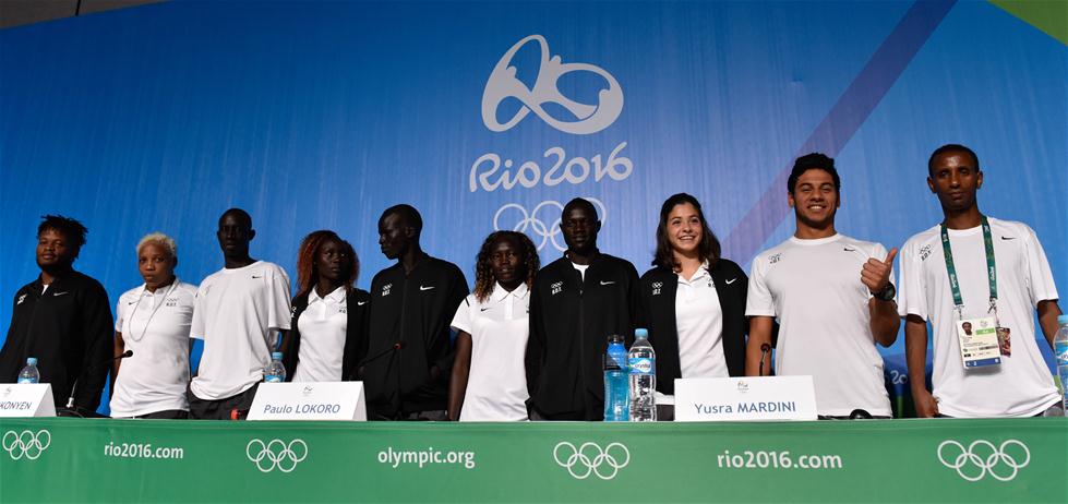 难民奥林匹克代表团运动员集体亮相
