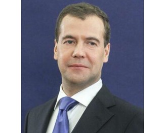 俄罗斯统一俄罗斯党主席、俄联邦安全会议副主席梅德韦杰夫：