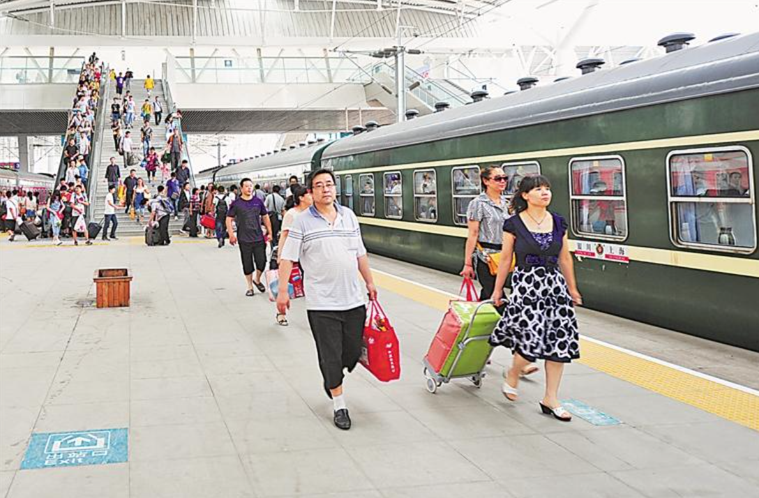 飞驰的高铁，承载梦想奔向远方_fororder_截屏2022-10-20 10.03.37