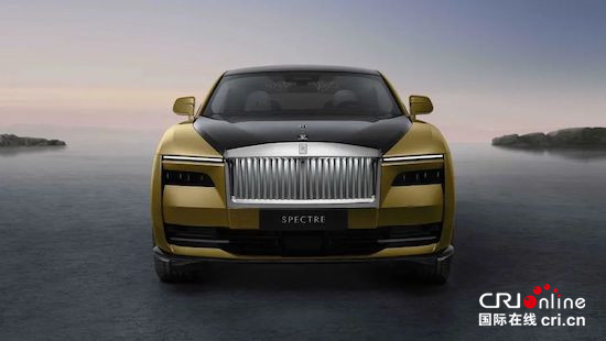 劳斯莱斯发布首款纯电动车“闪灵”_fororder_image001的副本