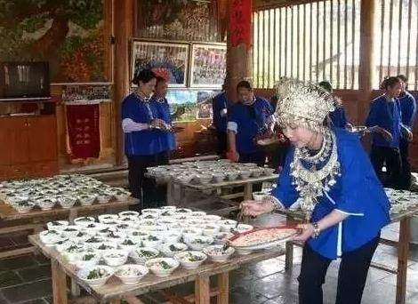 （社会）过中秋除了吃月饼赏月 贵州这些习俗你知道吗?