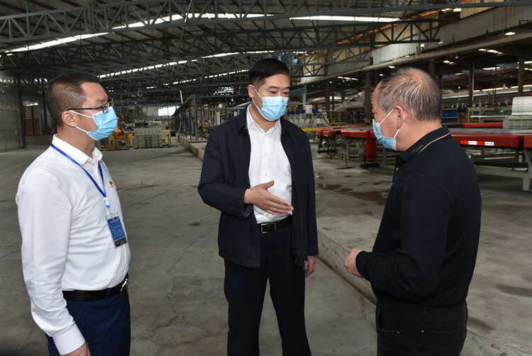 （转载）四川省内江市委书记邹自景代表：聚力成渝地区中部崛起