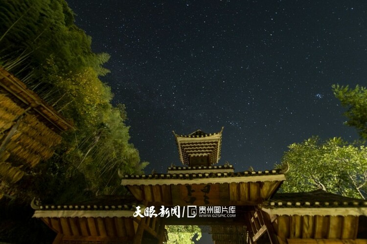 黔東南從江：星夜伴禾晾