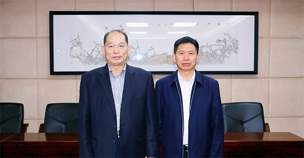 四川省委宣传部副部长王忠臣会见国际在线董事长藏具林一行