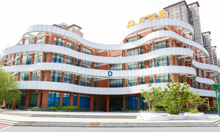 接聽12340來電 為秦漢新城點讚_fororder_c7088f0276611eb40455f198dedf612d