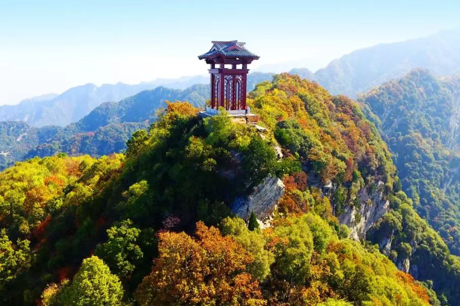 Picturesque Autumn Scenery of Shaohua Mountain in Shaanxi Province_fororder_图片6
