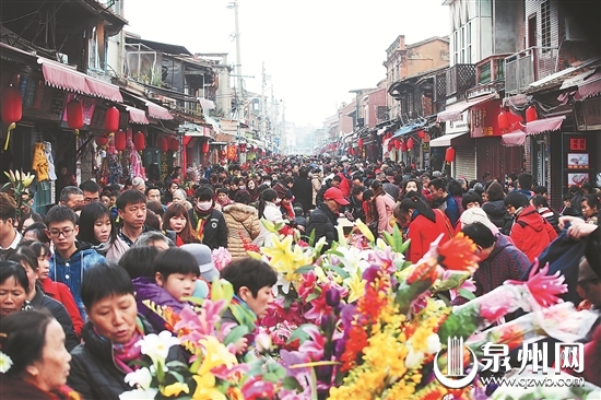 【旅游 列表】【滚动新闻】【地市 福州】泉州古城旅游一炮走红：吸金吸人气 西街最亮眼