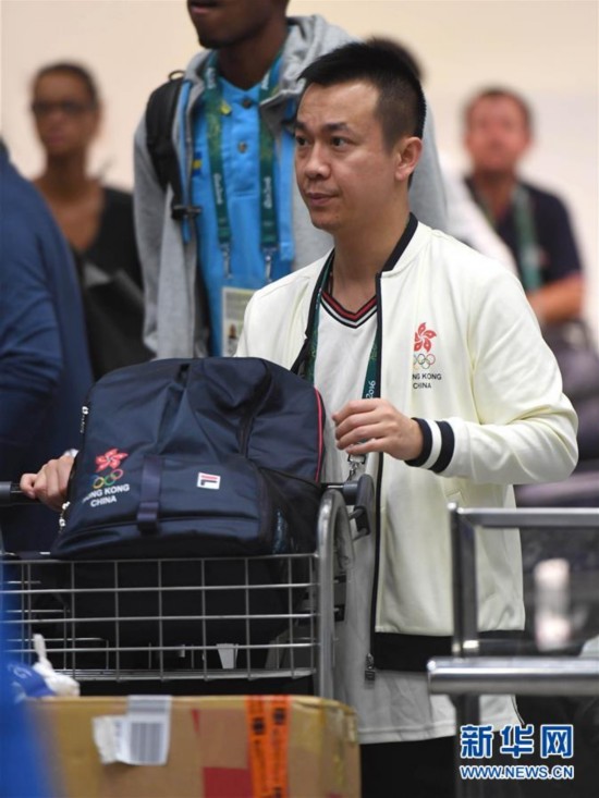 中国香港代表团抵达里约