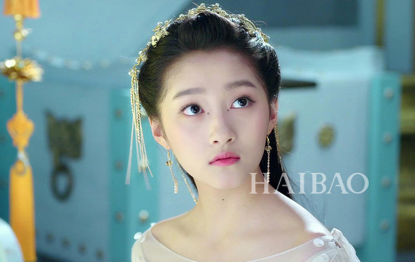 关晓彤窦靖童徐娇 95后人气王走红都靠啥？