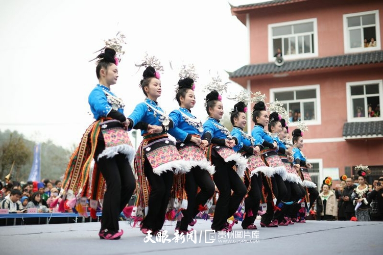 貴州丹寨：“祭尤節”裏歌舞多