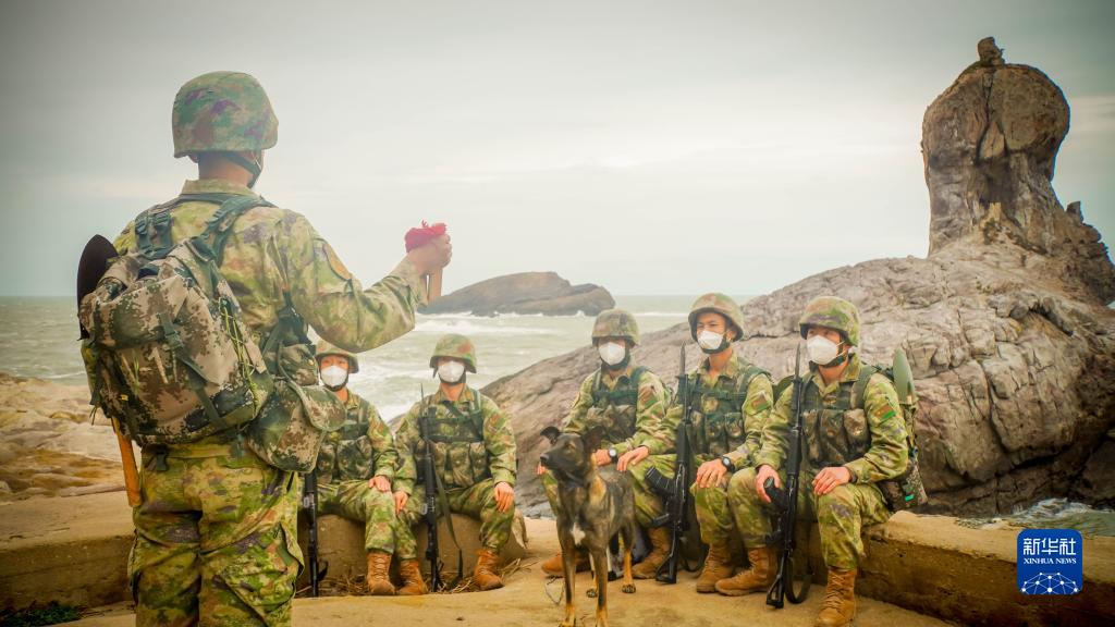 始终做党和人民完全可以信赖的英雄军队——解放军和武警部队认真学习、深刻领会党的二十大精神