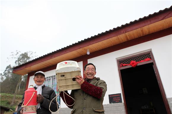 【區縣聯動】【永川】永川區：貧困殘疾人家庭住新房過新年【區縣聯動 列表】永川：貧困殘疾人家庭住新房過新年