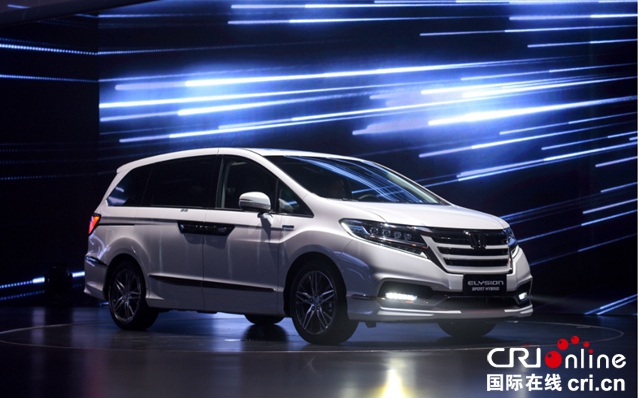 汽车频道【供稿】【资讯】构建业界首个混动家族 开启东风Honda全混时代 款待最重要的人 艾力绅锐·混动重装上市