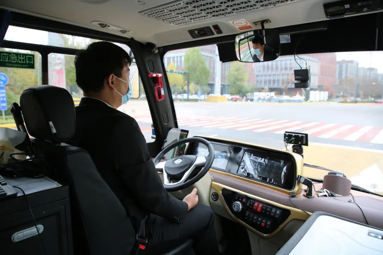 沣西新城自动驾驶巴士正式运营 市民可免费乘坐_fororder_图片3