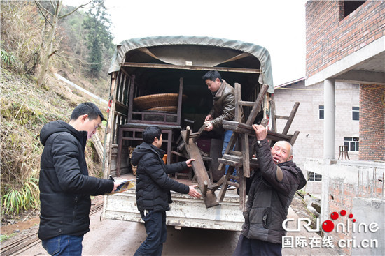 已过审【山城故事】石柱县中益乡建峰村村民委员会主任贺剑飞 大风堡脚下的“引路人”