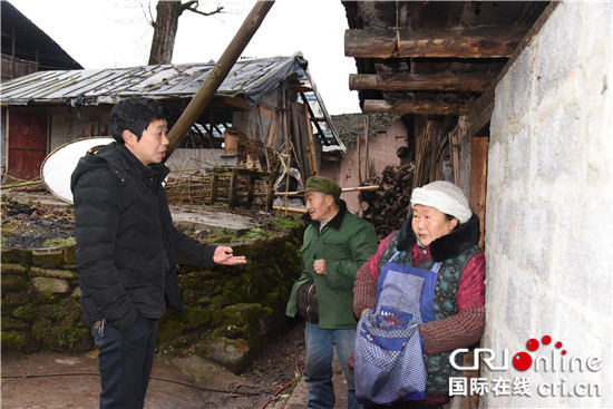 已过审【山城故事】石柱县中益乡建峰村村民委员会主任贺剑飞 大风堡脚下的“引路人”