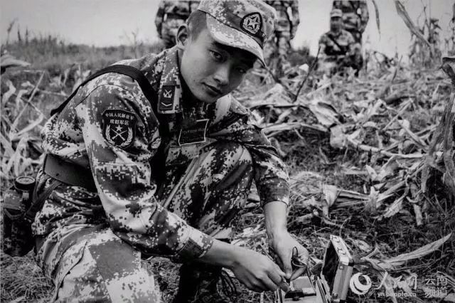 "现实中会为救一位公民牺牲几名军人吗？"答案来了……