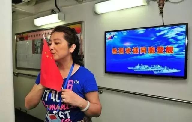 "现实中会为救一位公民牺牲几名军人吗？"答案来了……