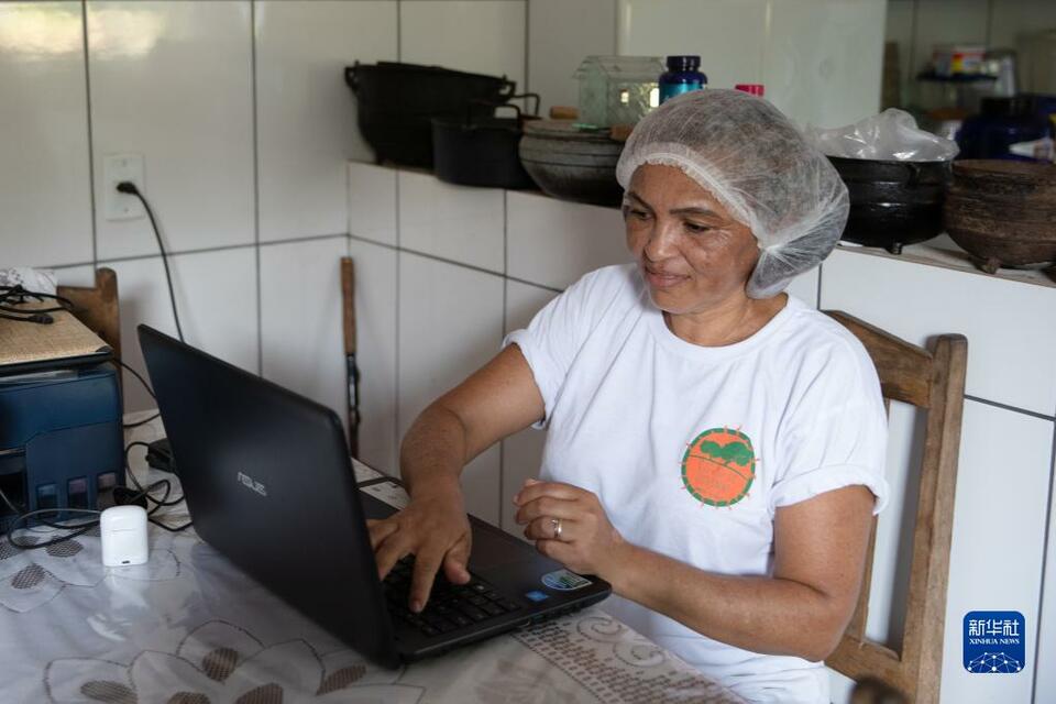 中企社会项目为巴西“逃奴”村女性带来新生活