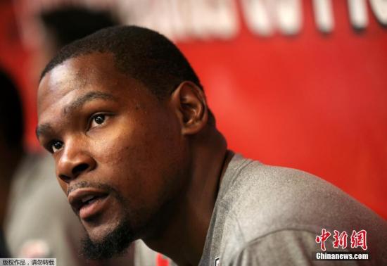 美国男篮梦之队出征 杜兰特:带金牌回国 美国男篮梦之队出征 杜兰特:带金牌回国