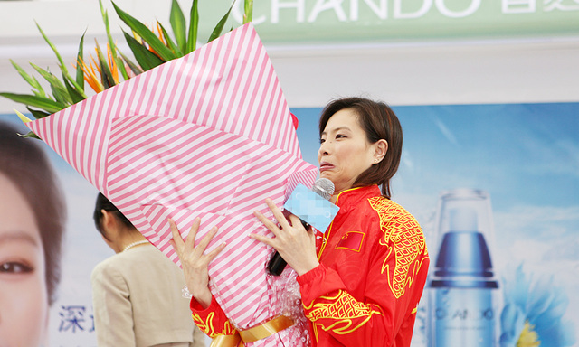 不學伏明霞郭晶晶!"女皇"吳敏霞不做豪門夢