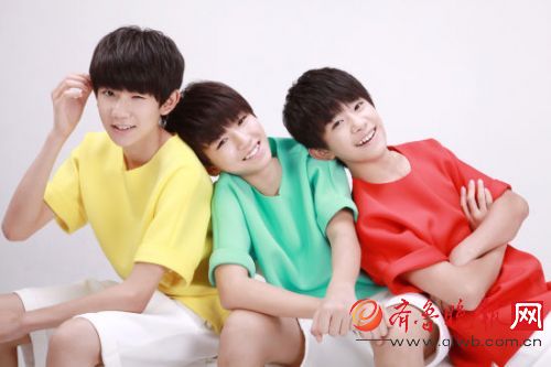 王俊凯粉丝自导自演打人嫁祸易烊千玺 为何王俊凯粉丝一直对付易烊千玺