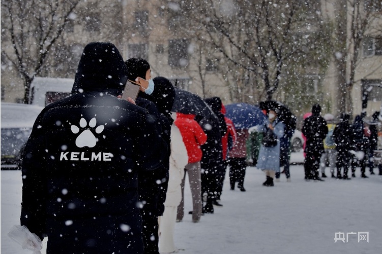 大連初雪，在冬天開始的這天