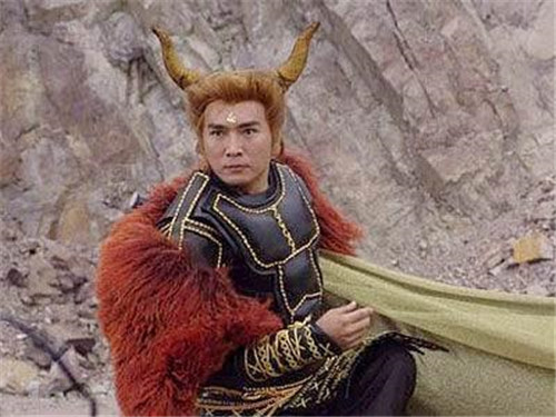牛魔王-焦恩俊   当初焦恩俊也挺帅一小伙子,后来这是怎么了呢?
