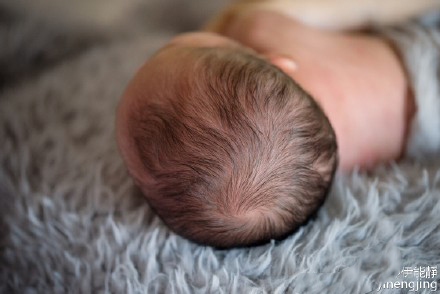 伊能静晒女儿满月照 网友:萌哭了