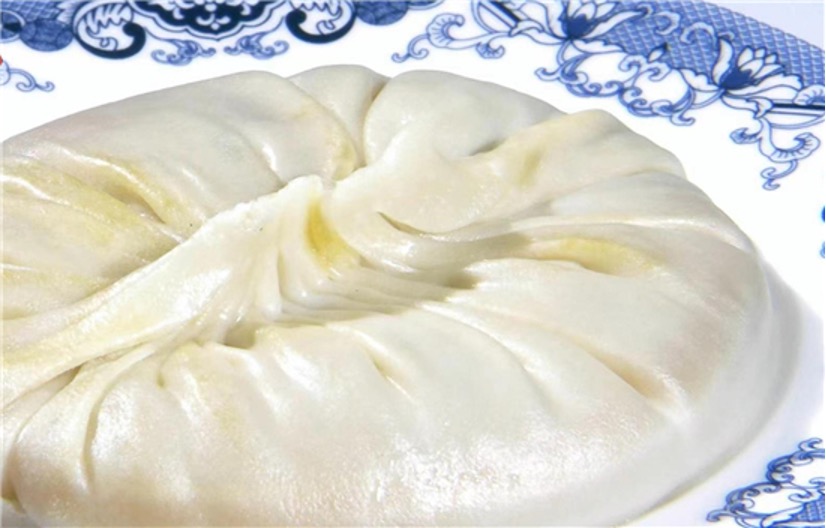 Tasting Huaiyang Cuisine along the Canal in Huai'an: Wenlou Crab-roe Soup Dumplings Attracts Diners with Thin Skin and Rich Flavor_fororder_图片 2