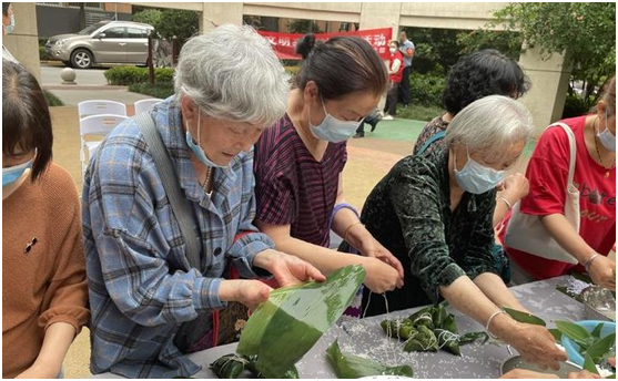 （转载）西安高新区丈八街道枫叶惠智社区入选全国示范性老年友好型社区